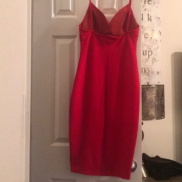 Sexy red bodycon dress - Picture 3 of 3